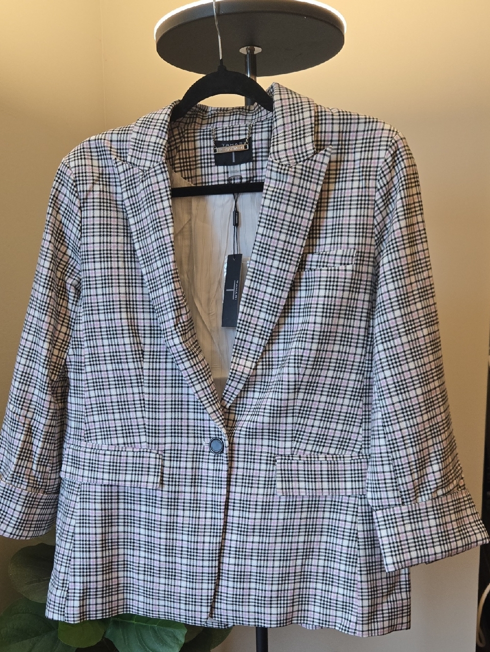 NWT Tahari Tailored Black, Pink, & White Plaid Single-Button Blazer Real Pockets
